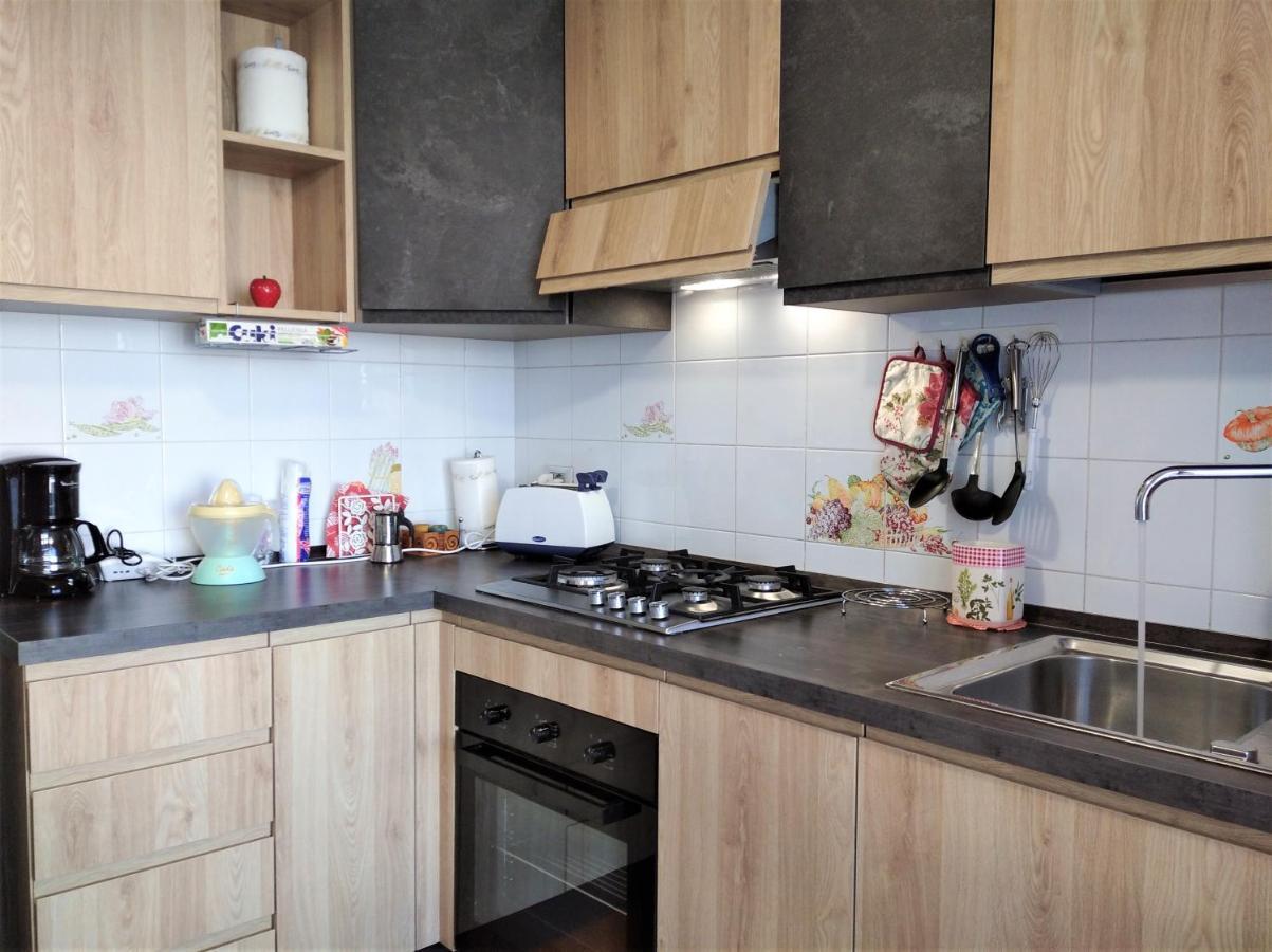 Casa Michi Lägenhet Verbania Exteriör bild
