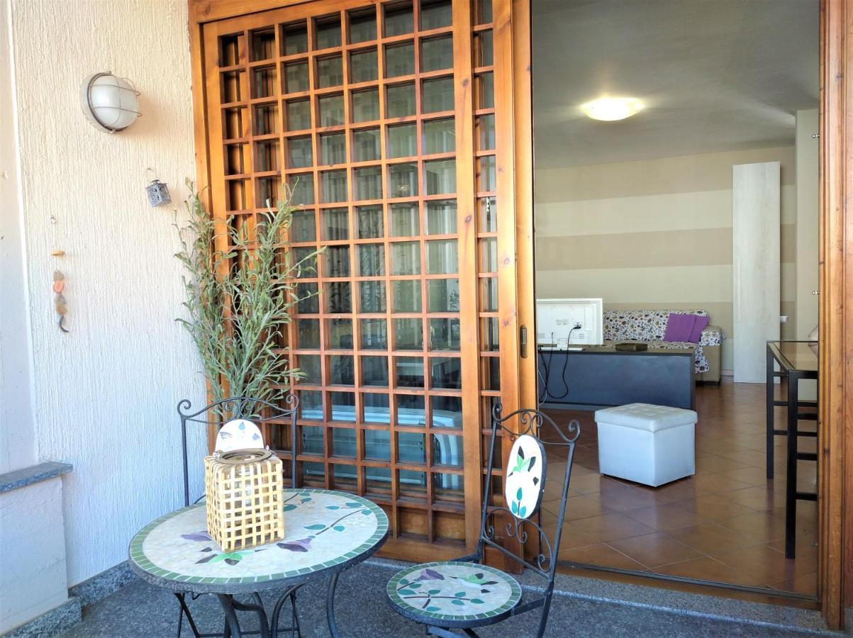 Casa Michi Lägenhet Verbania Exteriör bild
