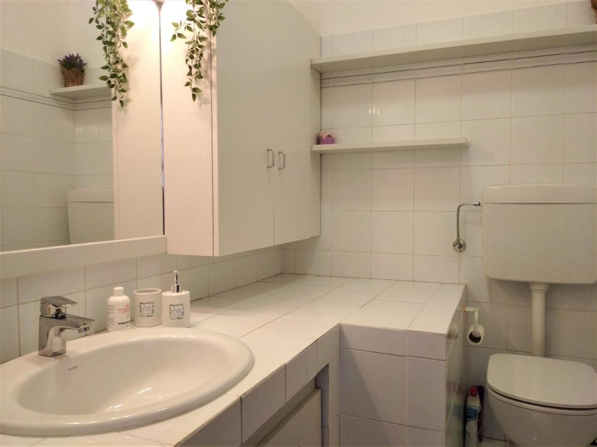 Casa Michi Lägenhet Verbania Exteriör bild
